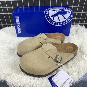 Birkenstock Tan Suede Buckle Clogs☁️☁️
